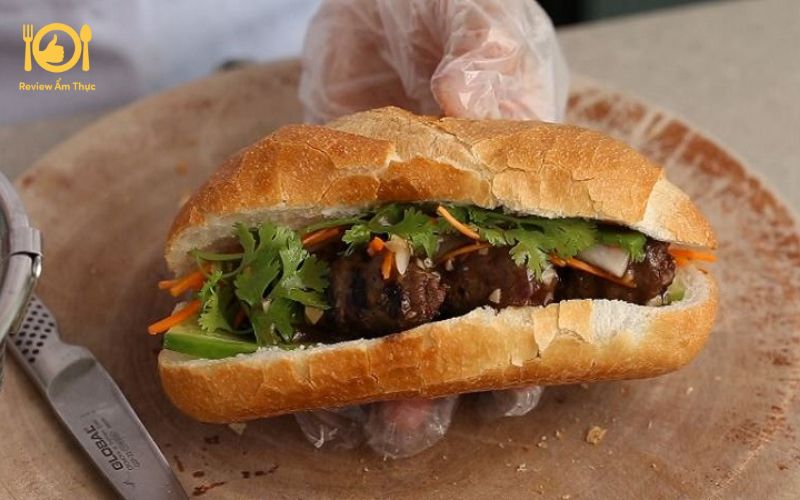 Review bánh mì bò nướng Cô Lành - Nhân bánh mì siêu lạ, siêu ngon 14 banh mi bo nuong co lanh 2