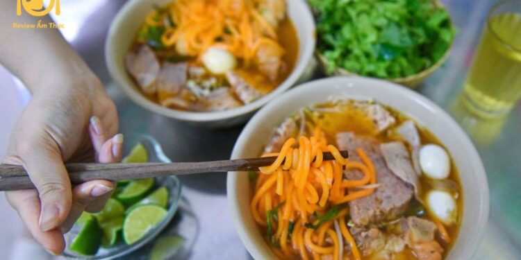 Bí quyết nấu bún đỏ Buôn Ma Thuột thơm ngon chuẩn vị 6 bún đỏ