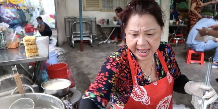 bun-nuoc-co-huyen-18