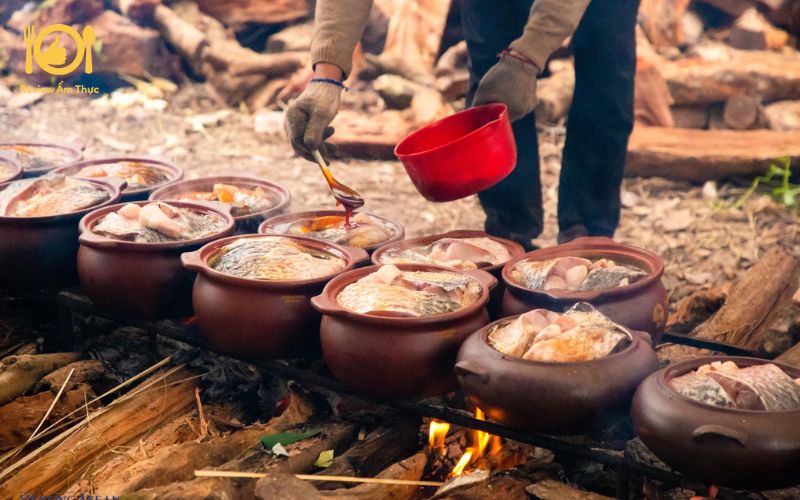 Review món cá kho làng Vũ Đại - Giá cao nhưng sao vẫn đắt khách? 13 cá kho làng vũ đại