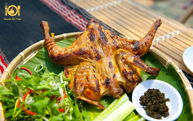 Cách làm gà nướng mật ong bằng than đậm vị Việt 15 cach-lam-ga-nuong-mat-ong-bang-than-4