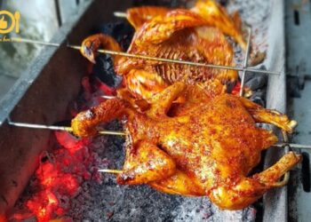 cách làm gà nướng muối ớt bằng than