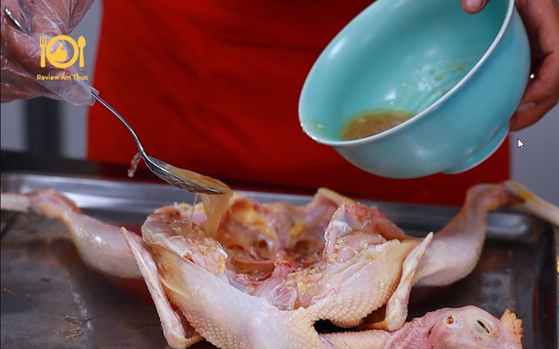 Hướng dẫn cách nướng gà mật ong bằng lò nướng đơn giản tại nhà 15 cach-nuong-ga-mat-ong-bang-lo-nuong-4