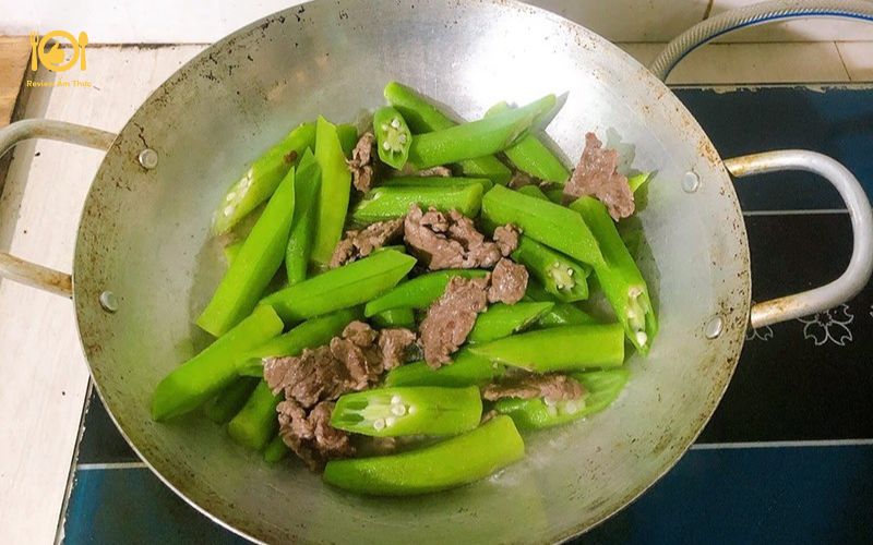 Đậu bắp xào thịt bò - Món ăn dinh dưỡng cho bữa cơm gia đình Việt 15 dau-bap-xao-thit-bo-7