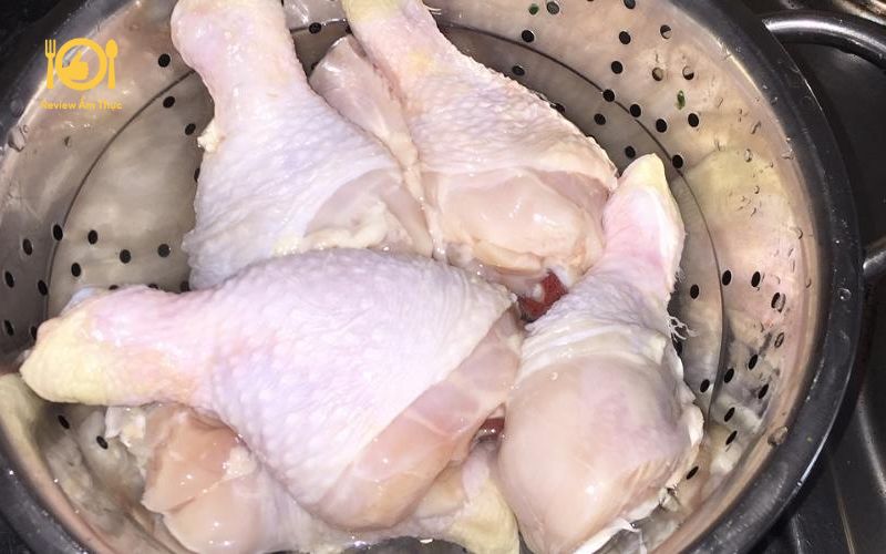 Cách làm đùi gà nướng muối ớt ai cũng tấm tắc khen ngon 15 đùi gà nướng muối ớt