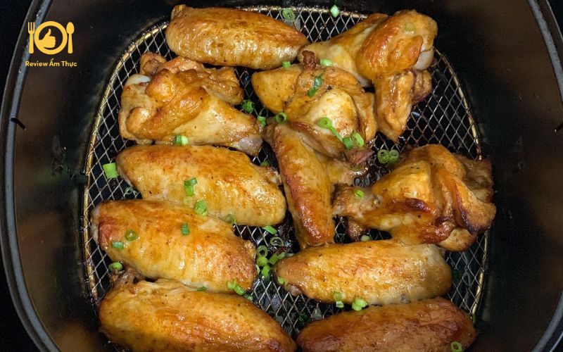 Làm gà nướng muối ớt mật ong với lò nướng hoặc nồi chiên không dầu 18 Gà nướng muối ớt mật ong