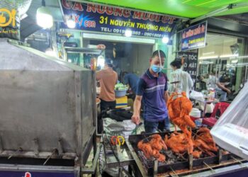 gà nướng muối ớt Nguyễn Thượng Hiền