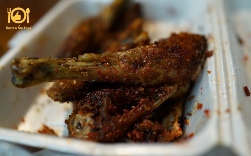 Review gà nướng muối ớt Vũ Huy Tấn: Có ngon như lời đồn? 9 gà nướng muối ớt vũ huy tấn
