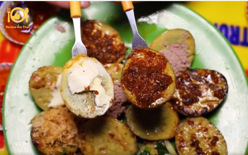 Hột gà nướng muối ớt - Món ăn vặt nổi tiếng tại Sài Gòn 22 hot-ga-nuong-muoi-ot-11