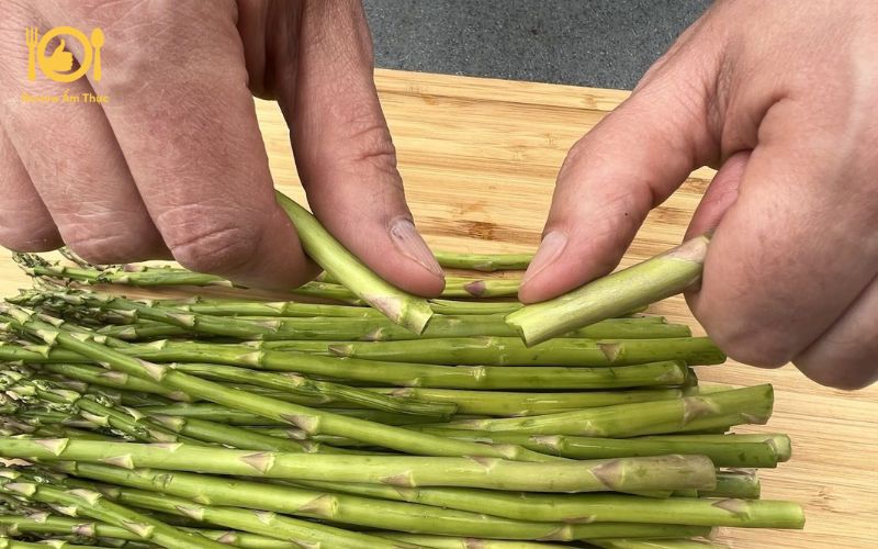 Cách làm măng tây xào thịt bò - Món ngon hao cơm, ai cũng thích 10 măng tây xào thịt bò