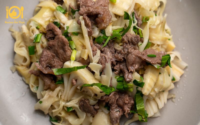 Măng xào thịt bò - Cách làm đơn giản mà ai cũng có thể nấu được 11 măng xào thịt bò