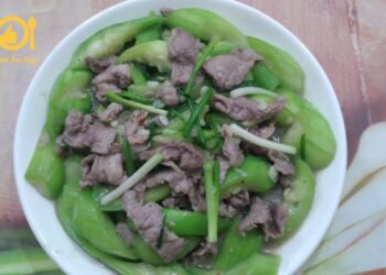 mướp xào thịt bò