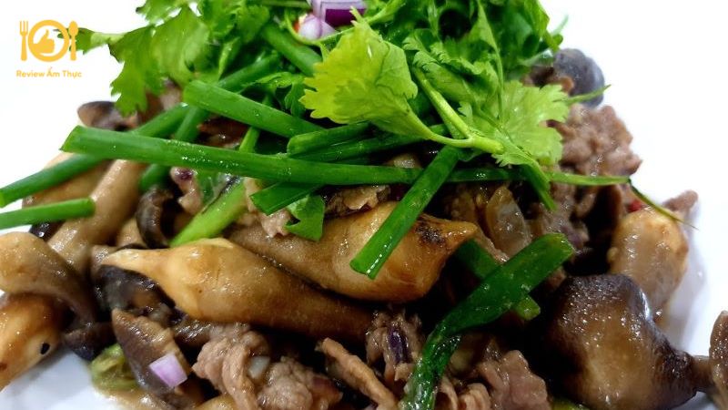 Nấm mối xào thịt bò - Món ngon đậm đà lôi cuốn mọi vị giác 10 nam-moi-xao-thit-bo-2