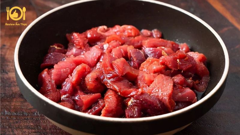 Nấm mối xào thịt bò - Món ngon đậm đà lôi cuốn mọi vị giác 8 nam-moi-xao-thit-bo-5