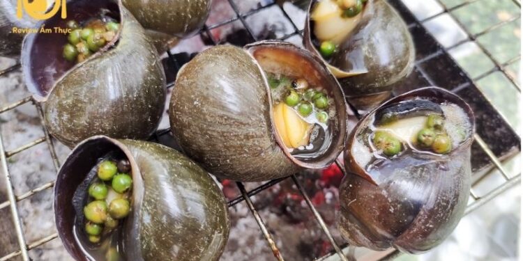 Cách làm món ốc bươu nướng tiêu xanh chuẩn miền Tây 6 ốc bươu nướng tiêu xanh