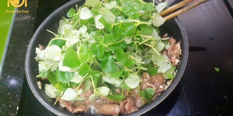 rau càng cua xào thịt bò