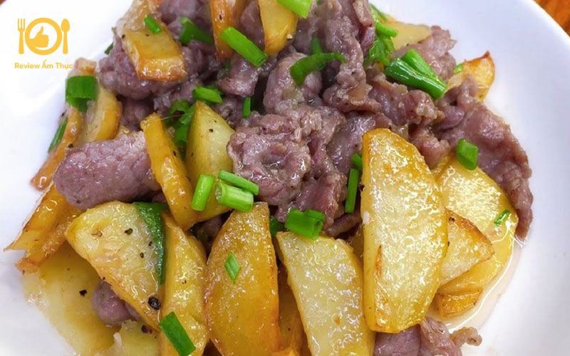 Thịt bò xào khoai tây - Món ngon dễ nấu và cực kỳ hao cơm 8 thit-bo-xao-khoai-tay-1
