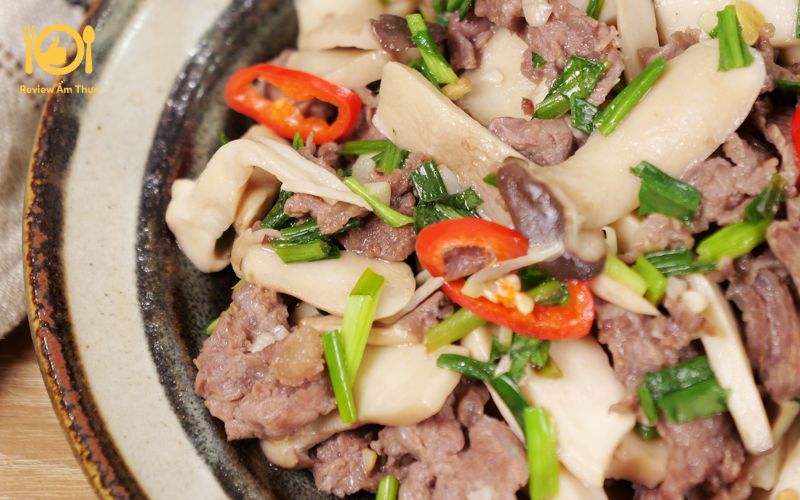 Thịt bò xào nấm đùi gà - Cách làm đơn giản, ai cũng nấu được 9 thịt bò xào nấm đùi gà