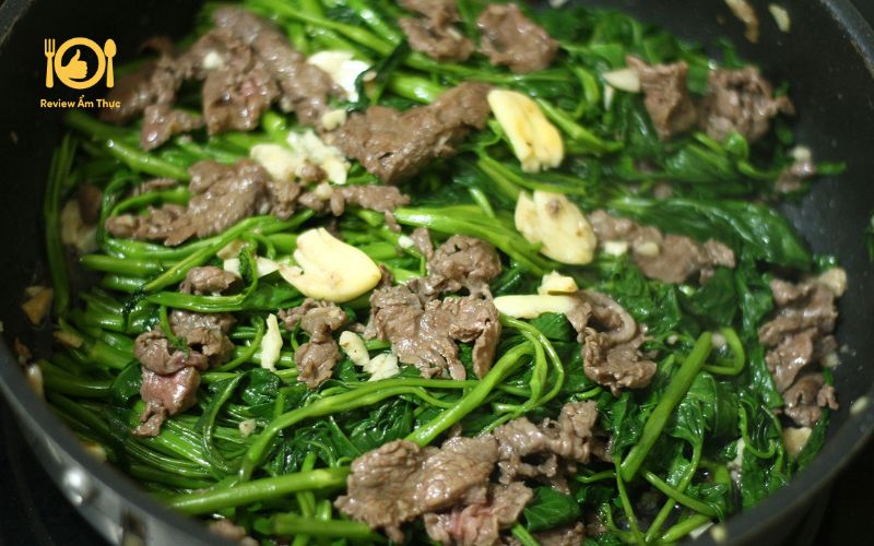Cách làm thịt bò xào rau muống - Món ăn thơm ngon đưa miệng 13 thit-bo-xao-rau-muong-5