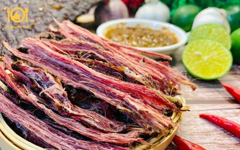 Thịt trâu gác bếp - Đặc sản mang phong vị núi rừng Tây Bắc 9 thịt trâu gác bếp