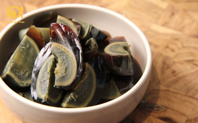 Review món trứng bách thảo - Món trứng độc đáo của Trung Hoa 8 trứng bách thảo