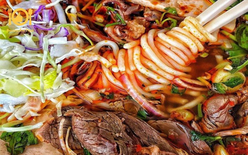 Review bún bò Huế 65 - Một trong số quán ăn ngon nhất Hà Thành 7 bún bò Huế 65