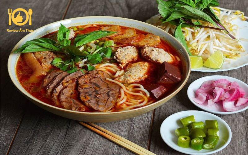 Review bún bò Huế Nghĩa Tân - Quán ăn đạt doanh thu khủng 10 Bún bò Huế Nghĩa Tân