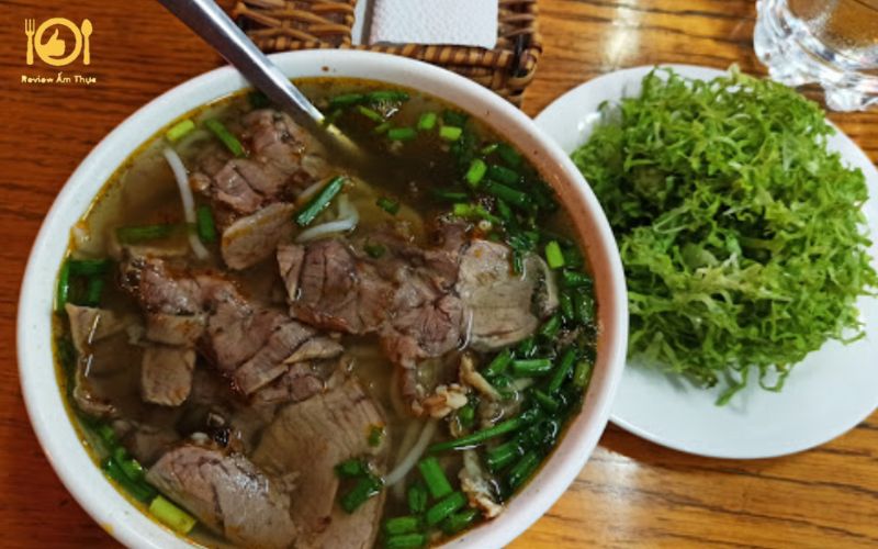 Top 4 quán bún bò Nha Trang nổi tiếng, chất lượng và ngon nhất 8 bún bò nha trang