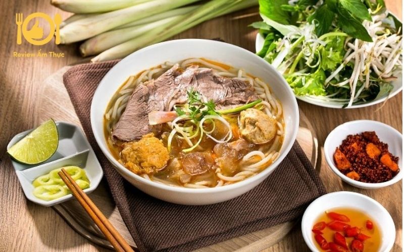 Review bún bò sông Hương vị Huế xưa ngay tại tỉnh Phú Yên 7 bún bò sông hương