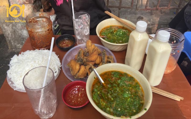 Review bún cá Hạnh Béo - Quán có gì hot thu hút thực khách? 8 Bún cá Hạnh Béo