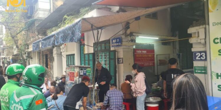 bún đậu tuấn trọc