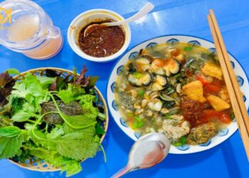 Bún ốc nguội Ô Quan Chưởng