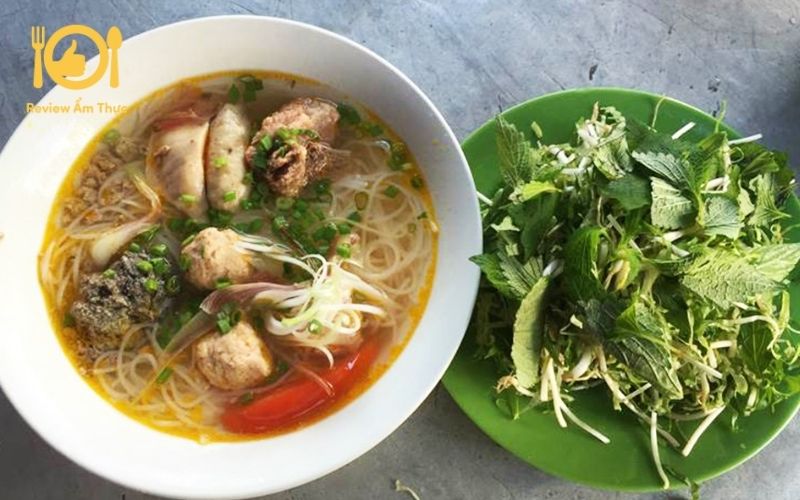 Top 5 quán bún riêu Nha Trang đình đám và yêu thích nhất hiện nay 10 bún riêu Nha Trang