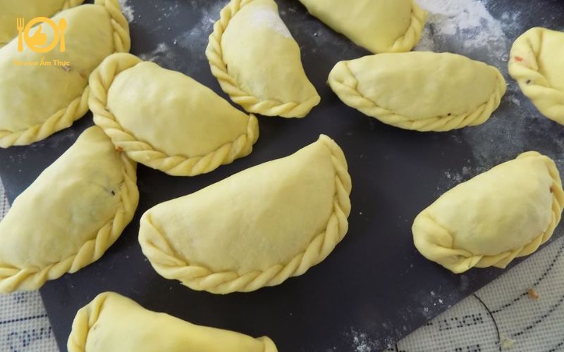 Cách làm vỏ bánh gối bằng bột mì, bột gạo đơn giản, nhanh gọn 10 cách làm vỏ bánh gối