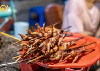 chan ga nuong minh khai