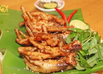 chan ga nuong noi chien khong dau