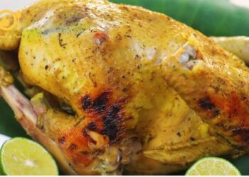 gà nướng lá sen