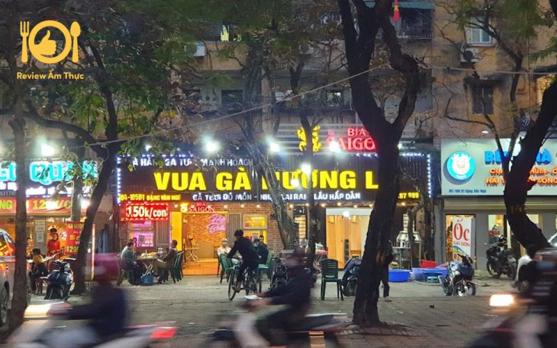 Review Vua Gà Nướng Lu Hồ Đắc Di - Quán ăn ngon, giá hạt dẻ 9 Không gian quán gà nướng lu Hồ Đắc Di