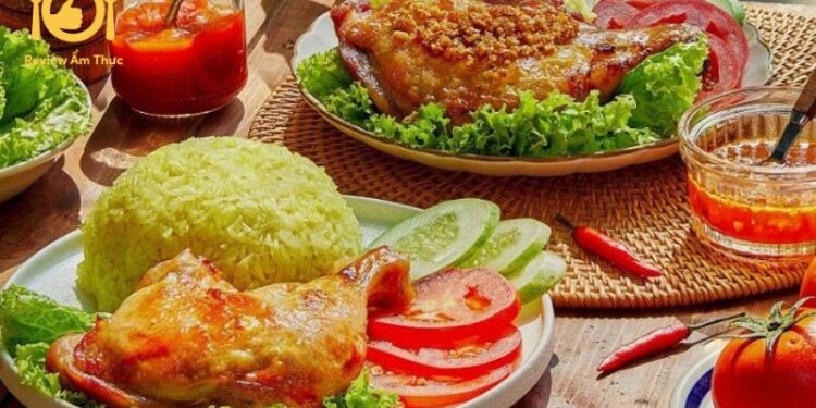 Review Gà Nướng Lu Thành Công - Quán gà "gây nghiện" tại Hà Thành 6 Gà Nướng Lu Thành Công - Quán gà đáng thử khi đến Hà Thành