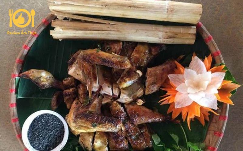 Cách làm gà nướng ống tre - Món ngon dân dã chiêu đãi cả nhà 24 Hình ảnh của gà nướng ống tre