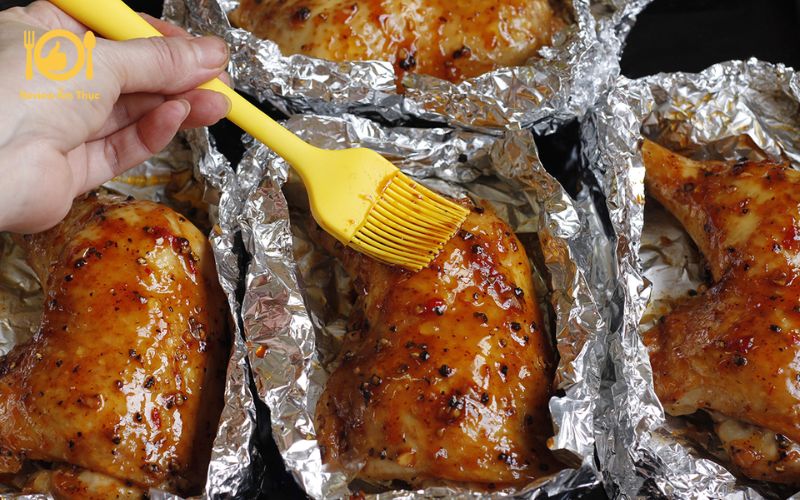 Công thức nấu món gà nướng tiêu đen mùi vị thơm ngon nức mũi 8 gà nướng tiêu đen