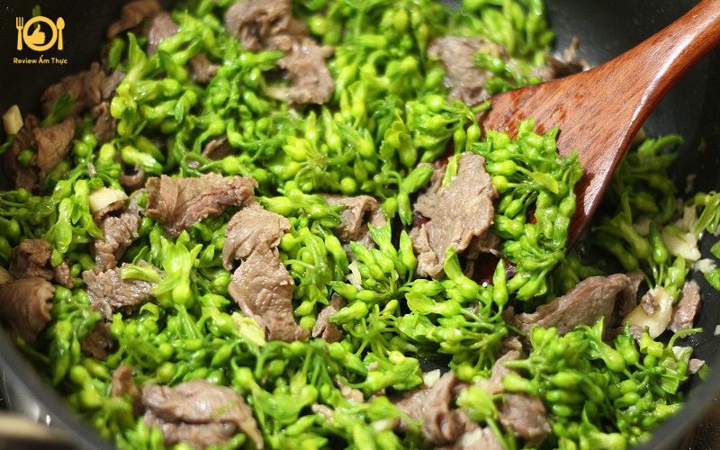 Hoa thiên lý xào thịt lợn - Món ăn tốt cho sức khỏe và hấp dẫn 10 hoa thiên lý xào thịt lợn