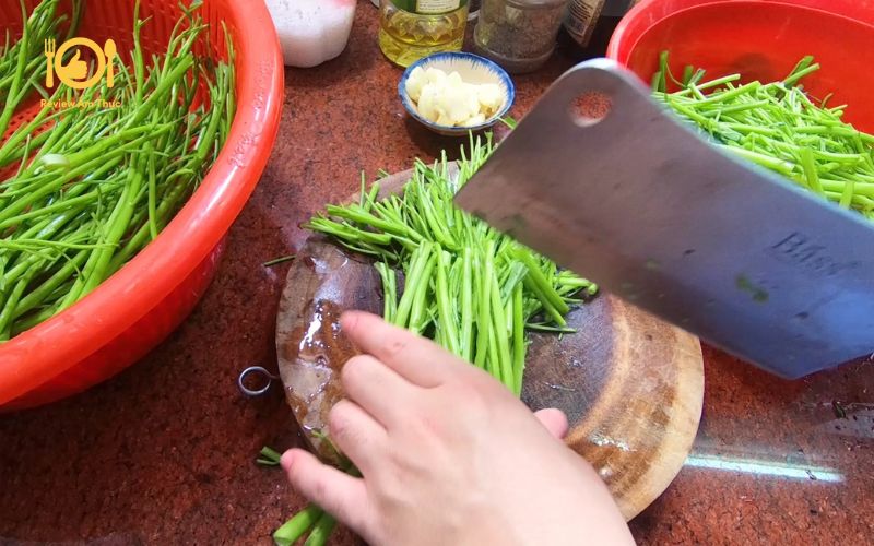 Cách làm lẩu Thái Tomyum chay, mặn cho buổi tiệc thêm vui 20 lau-thai-tomyum-6