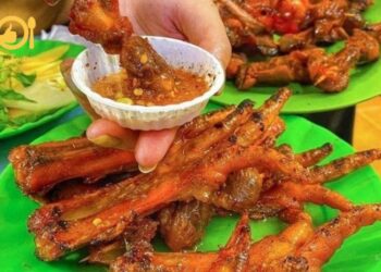 Ngon “bá cháy” với 5+ công thức nước chấm chân gà nướng đơn giản