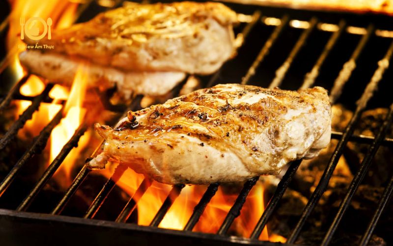 Hé lộ công thức làm món ức gà nướng sa tế cay tê cực cuốn 15 uc-ga-nuong-sa-te-6