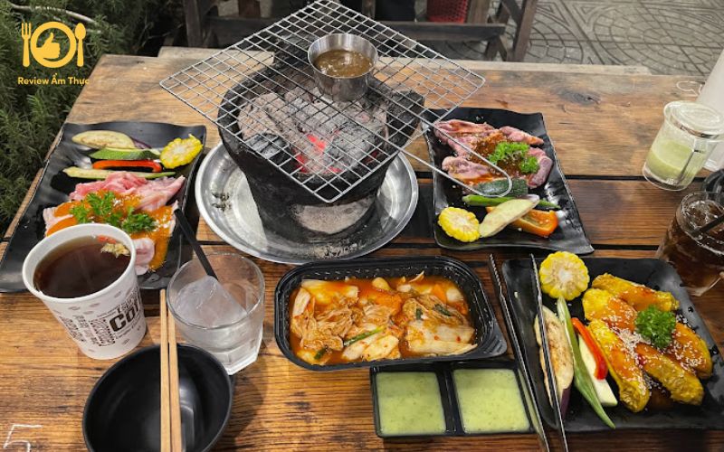 Top 5 quán bò nướng tảng Đà Lạt thơm ngon, view đẹp về đêm 8 bò nướng tảng đà lạt