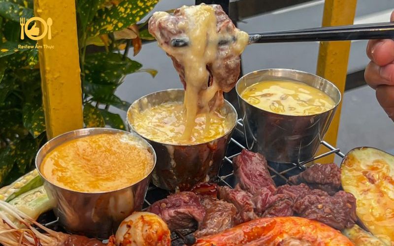 Cách làm bò nướng tảng sốt phô mai thơm ngon béo ngậy tại nhà 17 bò nướng tảng sốt phô mai