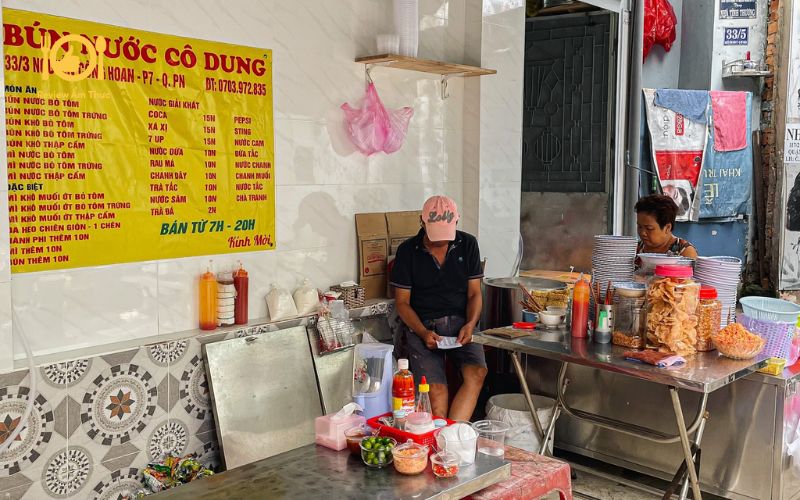 Review quán bún nước cô Dung - Điểm ăn uống nổi tiếng tại Sài Gòn 8 bún nước cô dung