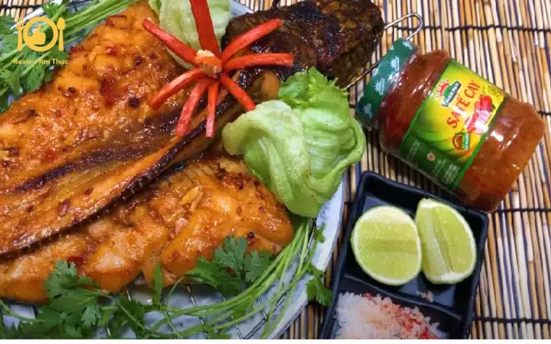 10+ Bí kíp biến tấu món cá lóc nướng "thần thánh" cho mọi bữa cơm 33 Cá lóc nướng sa tế