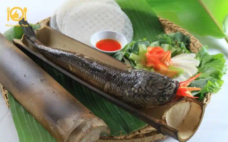 10+ Bí kíp biến tấu món cá lóc nướng "thần thánh" cho mọi bữa cơm 32 Cá lóc nướng ống tre